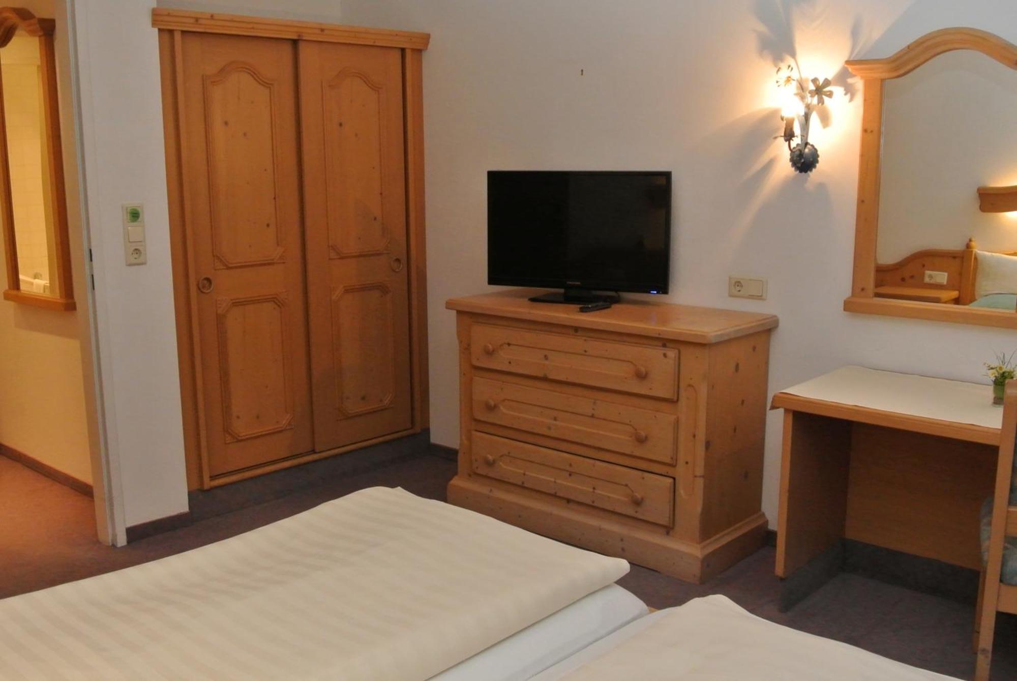 Hotel Gruberhof Innsbruck Igls B&B Habitación foto